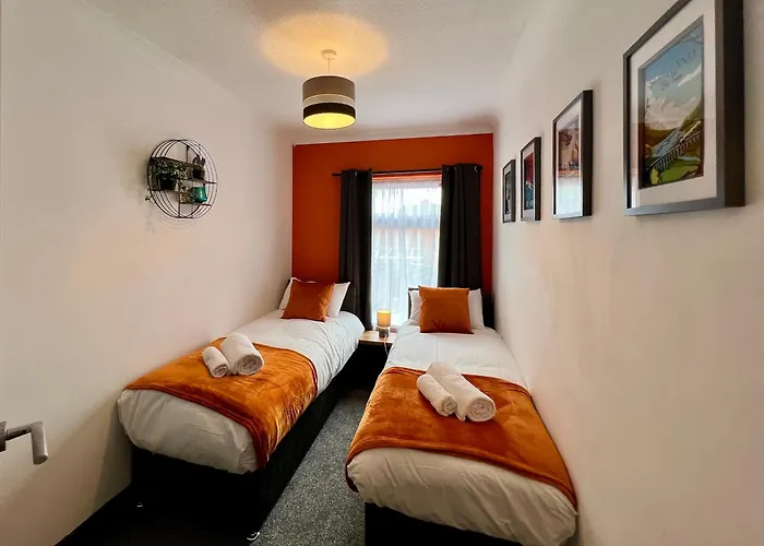 Oxford House - Great For Contractors Or Family Holidays