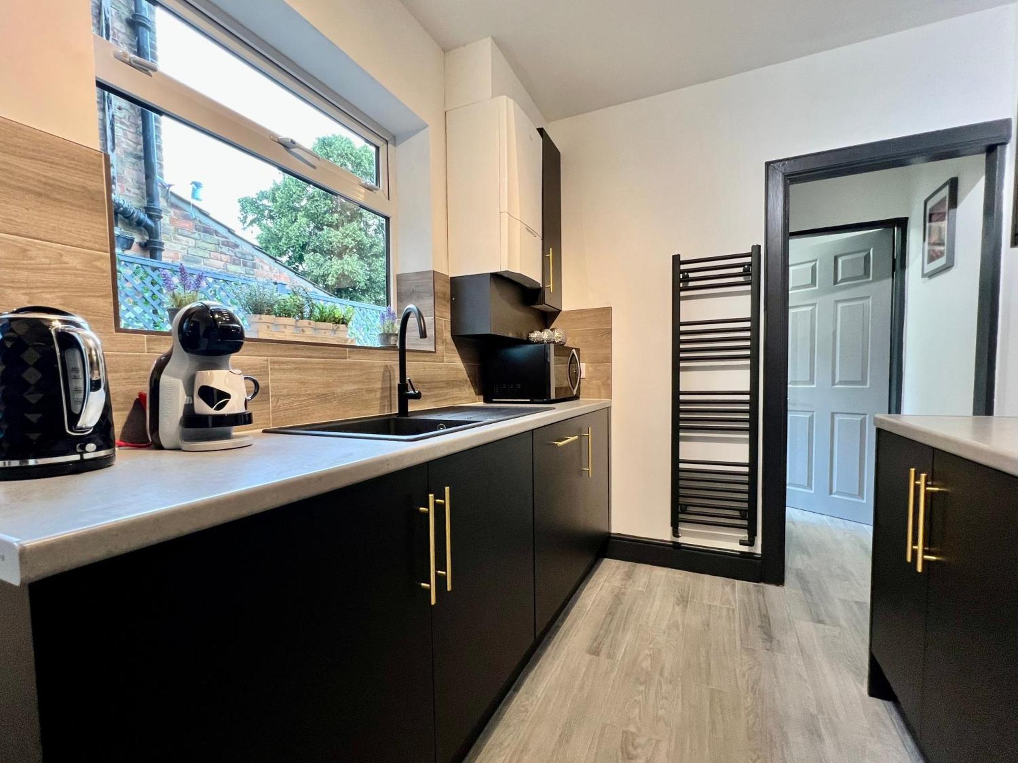 Oxford House - Great For Contractors Or Family Holidays *
