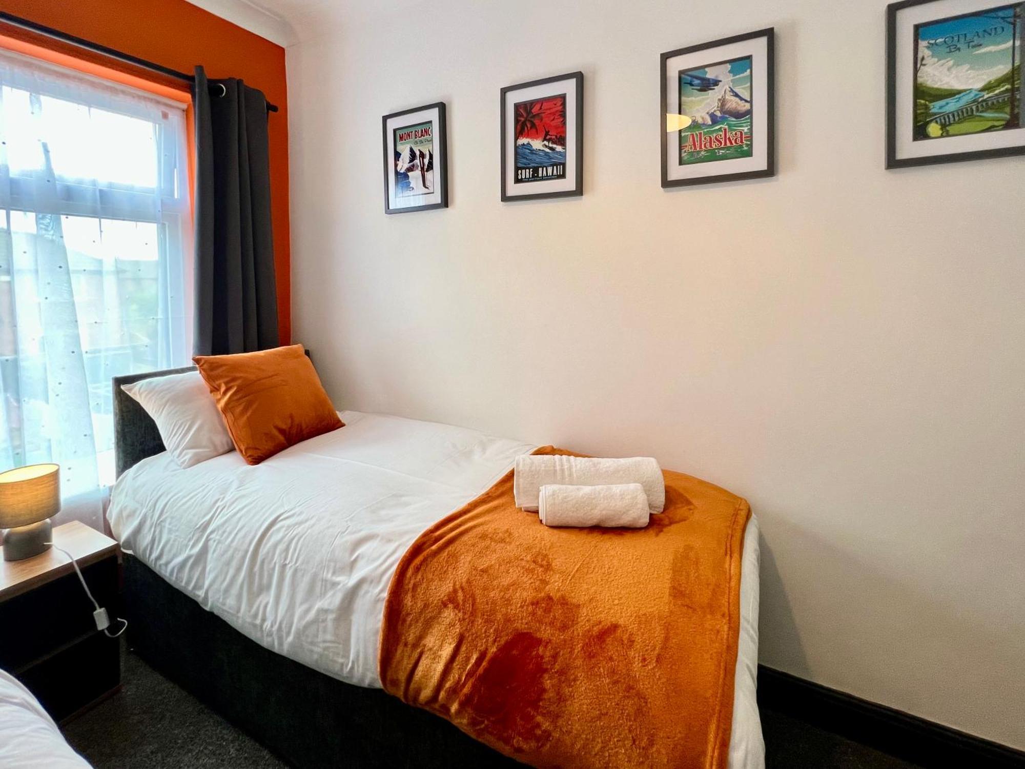 Oxford House - Great For Contractors Or Family Holidays *